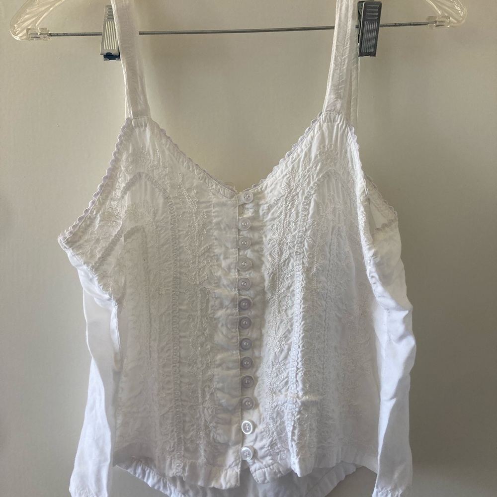 Cute white tank top